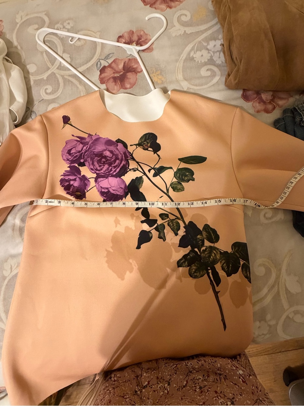 Dries Van Noten Floral Print Structured Top with Purple Rose Motif - Picture 5 of 6